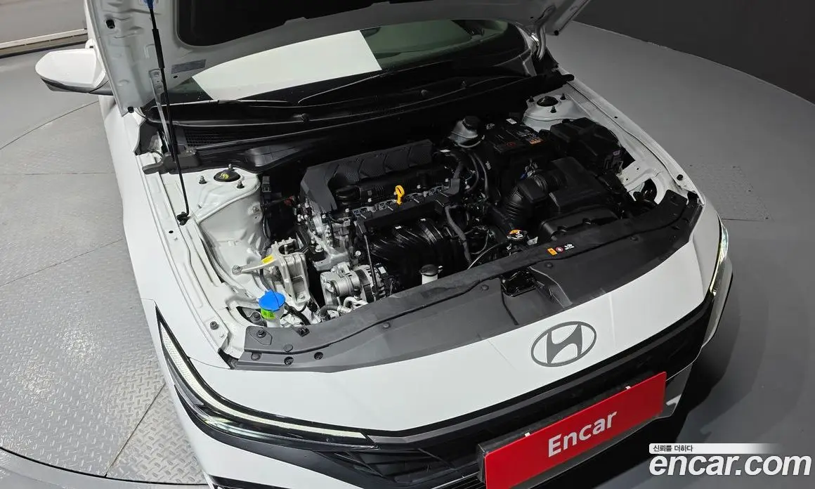 Hyundai Avante 2025 1.6 автомат (гидро), фото 6
