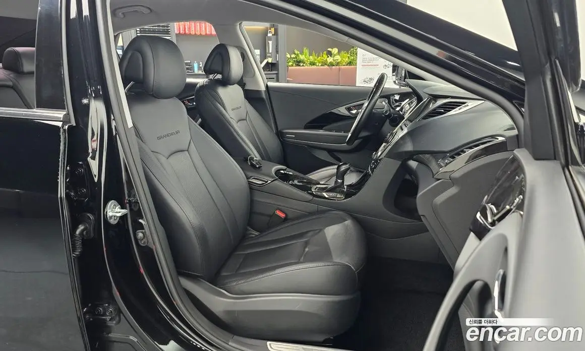 Hyundai Grandeur 2012 3.0 автомат (гидро), фото 11 Hyundai Grandeur 2012 3.0 автомат (гидро), фото 11