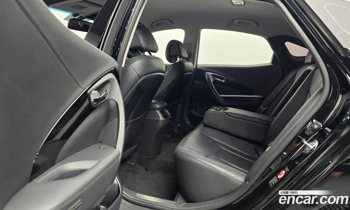 Hyundai Grandeur 2012 3.0 автомат (гидро), фото 13 Hyundai Grandeur 2012 3.0 автомат (гидро), фото 13