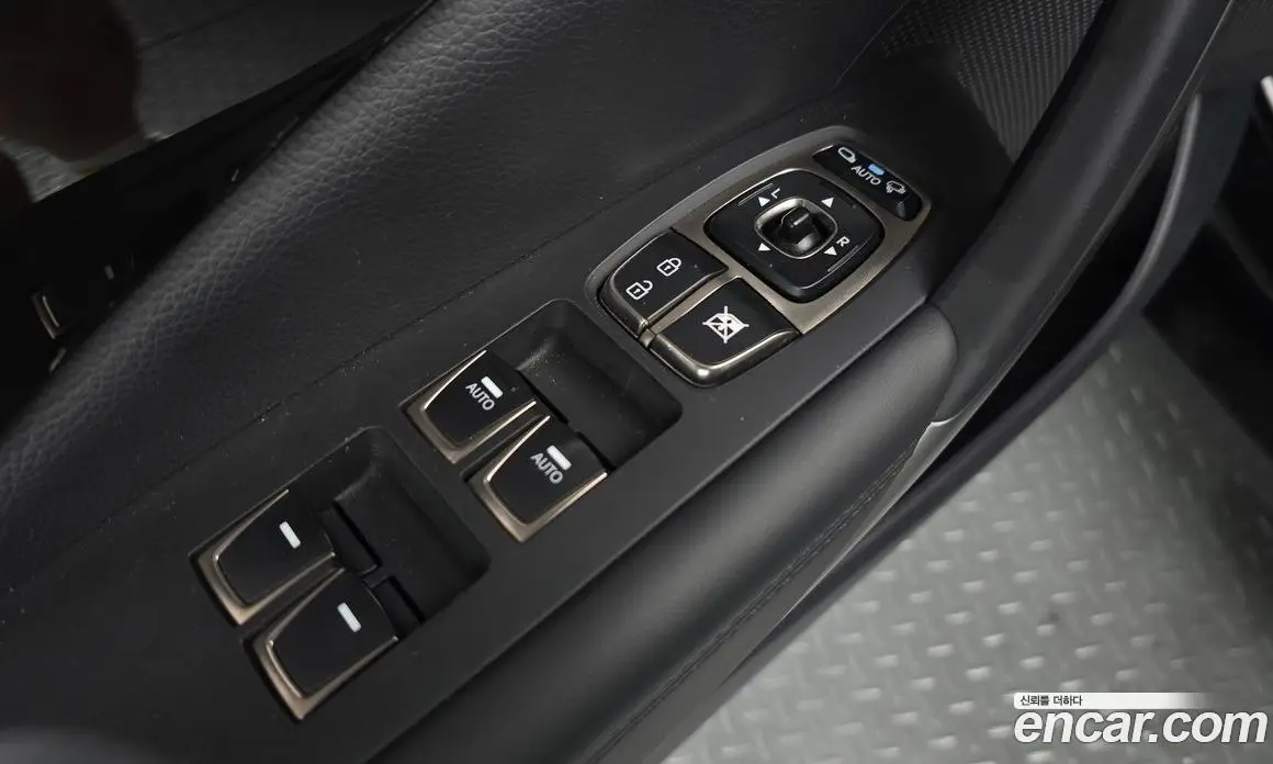 Hyundai Grandeur 2012 3.0 автомат (гидро), фото 21 Hyundai Grandeur 2012 3.0 автомат (гидро), фото 21