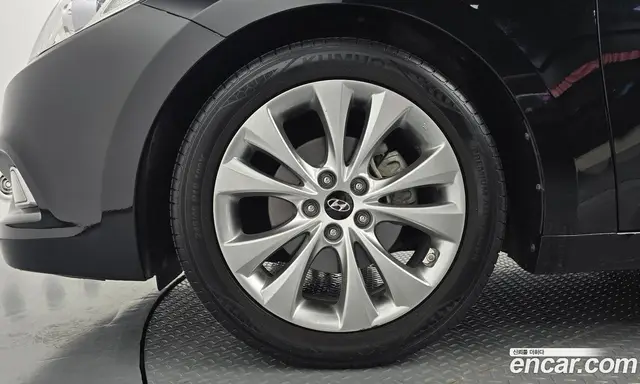 Hyundai Grandeur 2012 3.0 автомат (гидро), миниатюра 4 Hyundai Grandeur 2012 3.0 автомат (гидро), миниатюра 4