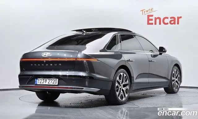 Hyundai Grandeur 2023 1.6 автомат (гидро), миниатюра 1 Hyundai Grandeur 2023 1.6 автомат (гидро), миниатюра 1