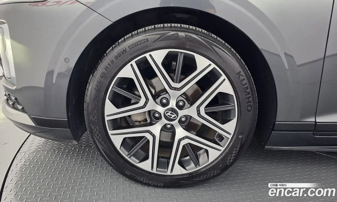 Hyundai Grandeur 2023 1.6 автомат (гидро), фото 4 Hyundai Grandeur 2023 1.6 автомат (гидро), фото 4