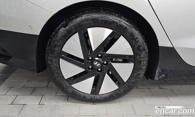 Hyundai Ioniq 6 2023 0.1 автомат (гидро), миниатюра 5 Hyundai Ioniq 6 2023 0.1 автомат (гидро), миниатюра 5