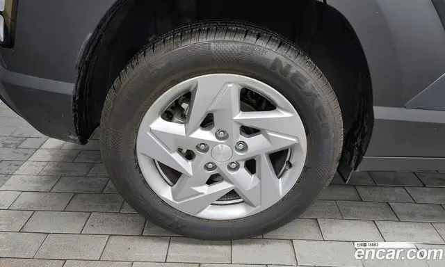 Hyundai Kona 2023 2.0 автомат (гидро), миниатюра 5 Hyundai Kona 2023 2.0 автомат (гидро), миниатюра 5
