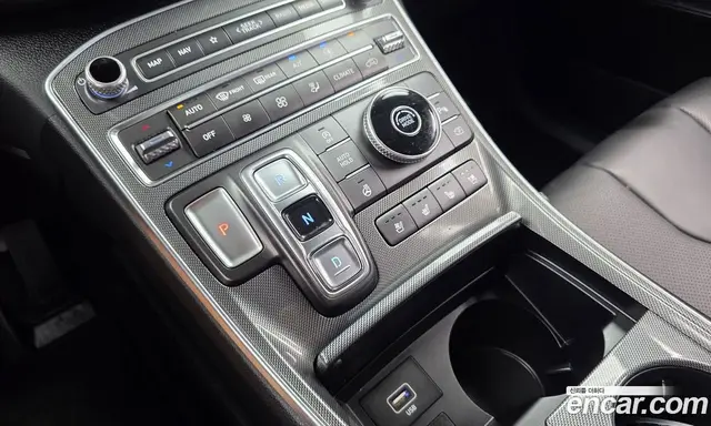 Hyundai Santa Fe 2022 2.2 автомат (гидро), миниатюра 9 Hyundai Santa Fe 2022 2.2 автомат (гидро), миниатюра 9