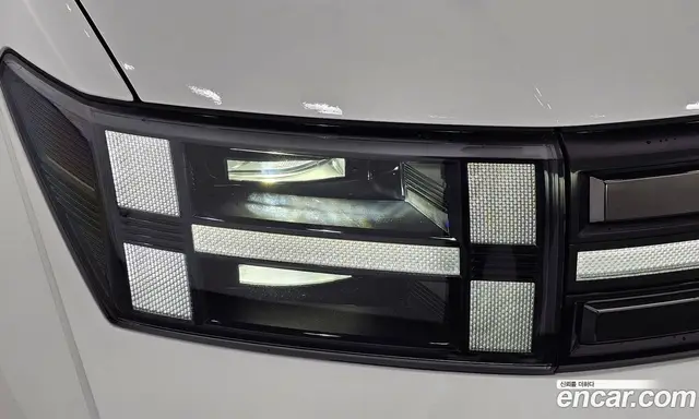 Hyundai Santa Fe 2025 1.6 автомат (гидро), миниатюра 7