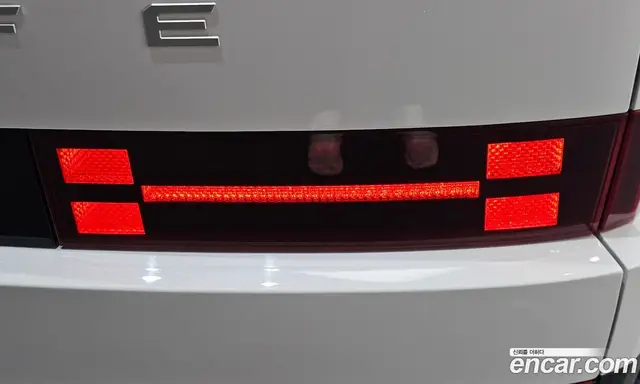 Hyundai Santa Fe 2025 1.6 автомат (гидро), миниатюра 8