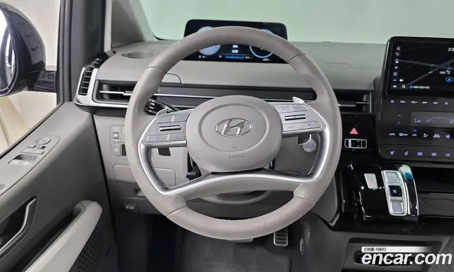 Hyundai Staria 2023 2.2 автомат (гидро), миниатюра 12