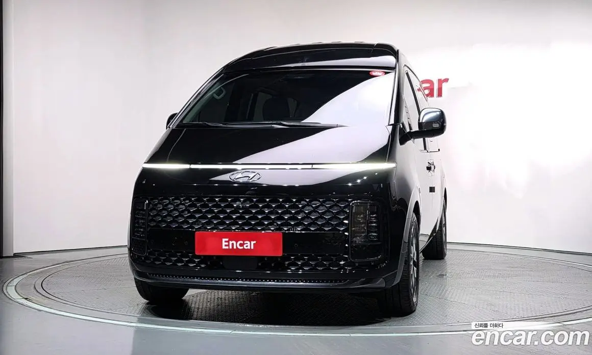 Hyundai Staria 2023 2.2 автомат (гидро), фото 3 Hyundai Staria 2023 2.2 автомат (гидро), фото 3