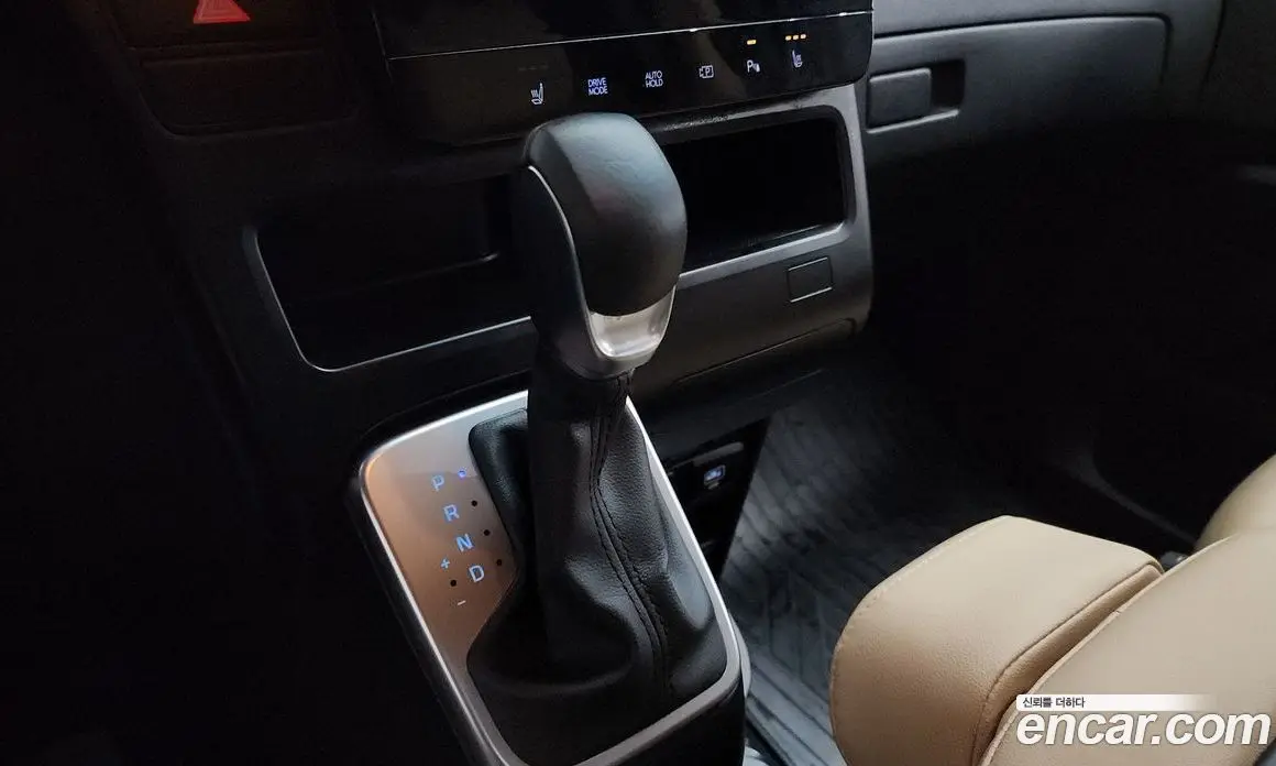 Hyundai Staria 2024 1.6 автомат (гидро), фото 12 Hyundai Staria 2024 1.6 автомат (гидро), фото 12