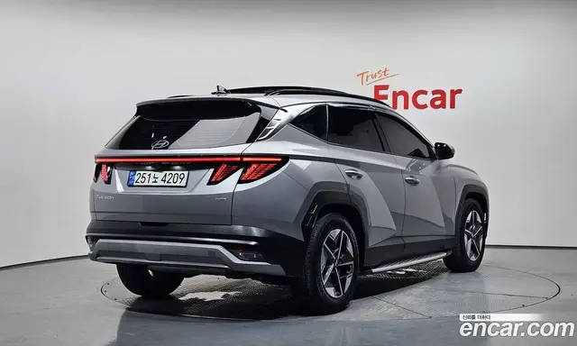 Hyundai Tucson 2024 1.6 автомат (гидро), миниатюра 1 Hyundai Tucson 2024 1.6 автомат (гидро), миниатюра 1