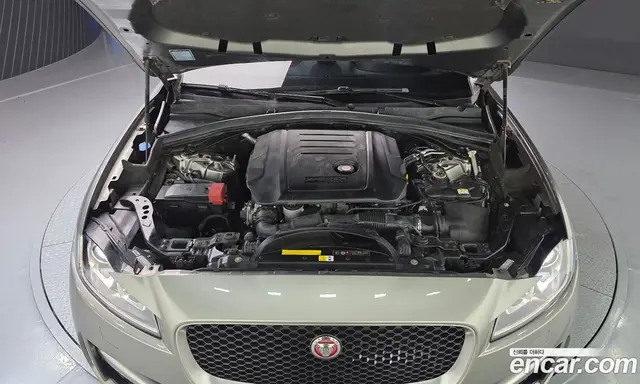 Jaguar F-Pace 2018 2.0 автомат (гидро), миниатюра 6 Jaguar F-Pace 2018 2.0 автомат (гидро), миниатюра 6