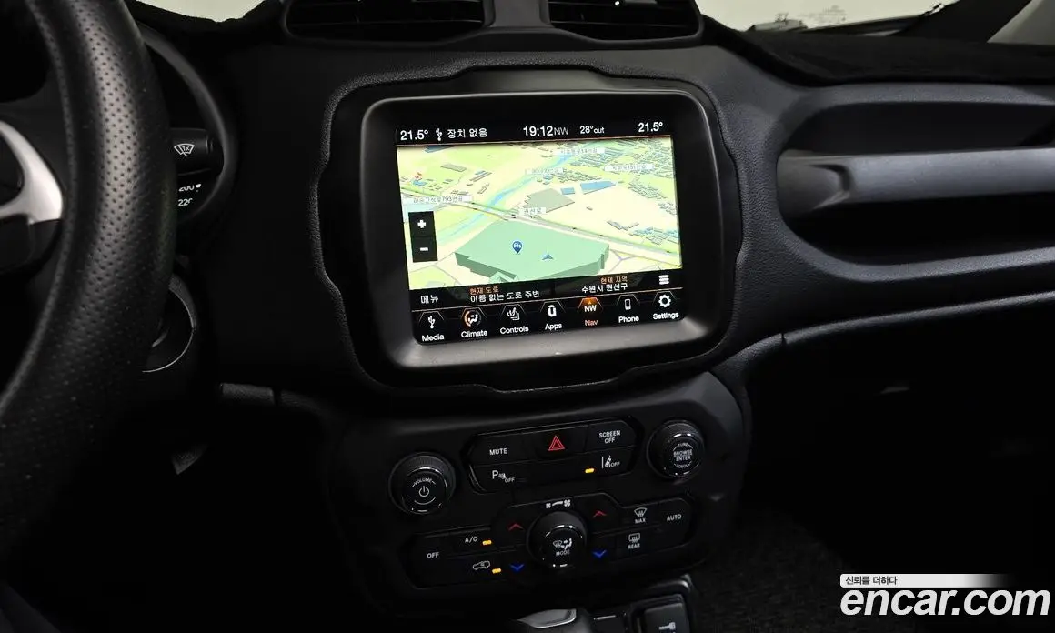 Jeep Renegade 2023 1.3 автомат (гидро), фото 13