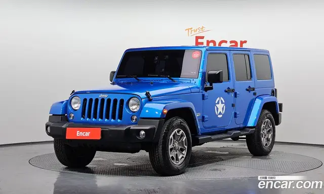Jeep Wrangler 2015 2.8 автомат (гидро), миниатюра 1 Jeep Wrangler 2015 2.8 автомат (гидро), миниатюра 1