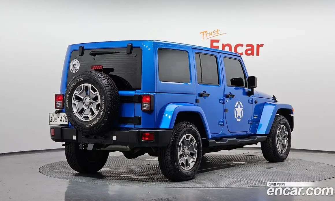 Jeep Wrangler 2015 2.8 автомат (гидро), фото 2 Jeep Wrangler 2015 2.8 автомат (гидро), фото 2