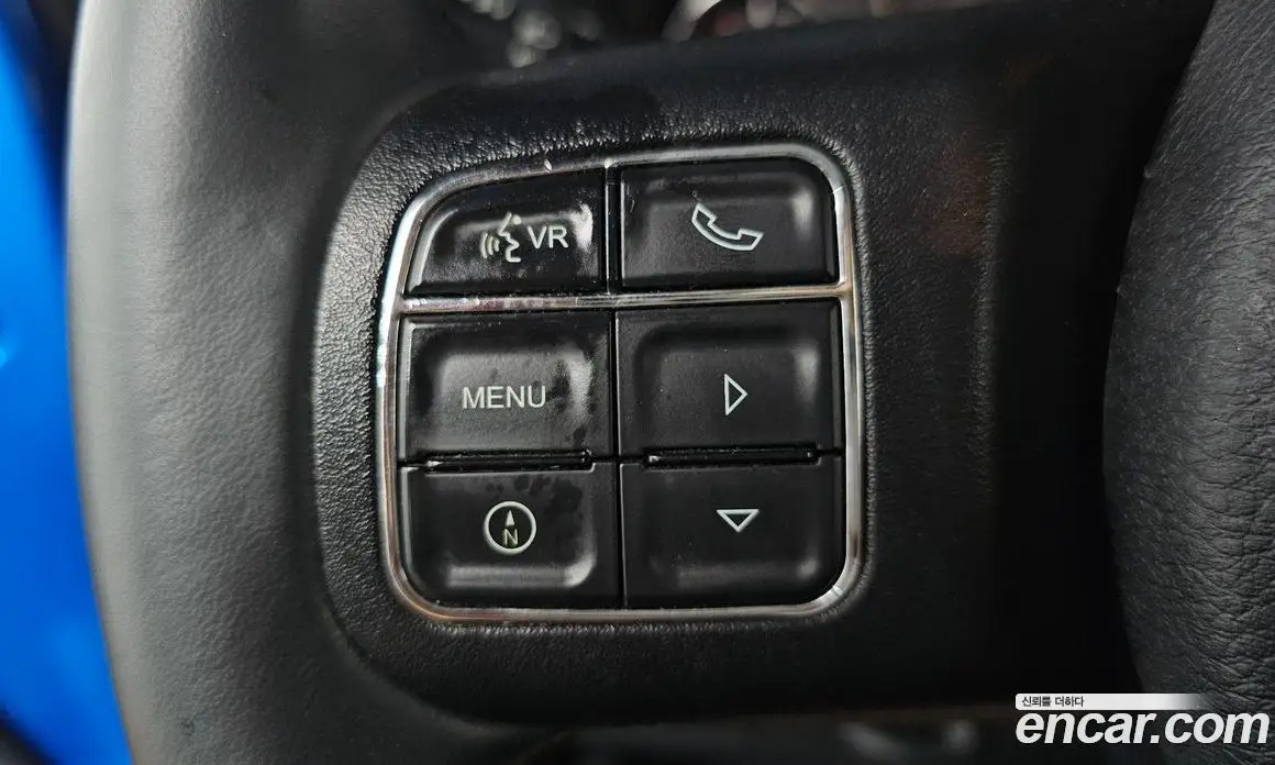 Jeep Wrangler 2015 2.8 автомат (гидро), фото 17 Jeep Wrangler 2015 2.8 автомат (гидро), фото 17