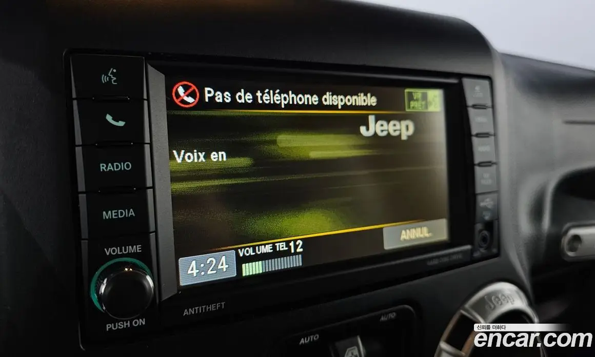 Jeep Wrangler 2015 2.8 автомат (гидро), фото 19 Jeep Wrangler 2015 2.8 автомат (гидро), фото 19