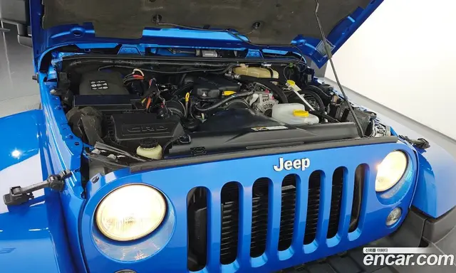 Jeep Wrangler 2015 2.8 автомат (гидро), миниатюра 6 Jeep Wrangler 2015 2.8 автомат (гидро), миниатюра 6