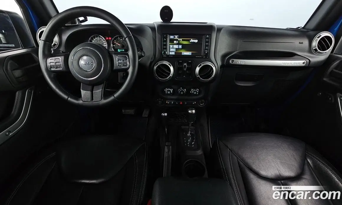 Jeep Wrangler 2015 2.8 автомат (гидро), фото 7 Jeep Wrangler 2015 2.8 автомат (гидро), фото 7