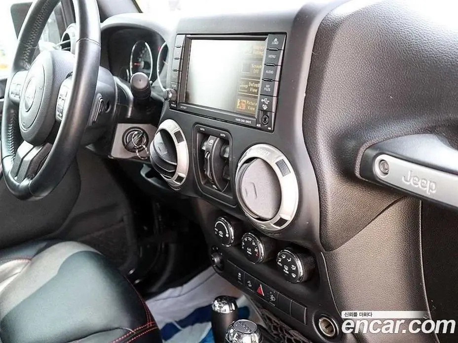 Jeep Wrangler 2017 3.6 автомат (гидро), фото 11 Jeep Wrangler 2017 3.6 автомат (гидро), фото 11