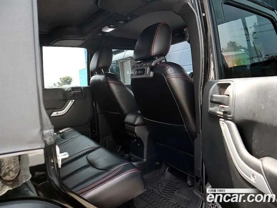 Jeep Wrangler 2017 3.6 автомат (гидро), фото 14 Jeep Wrangler 2017 3.6 автомат (гидро), фото 14