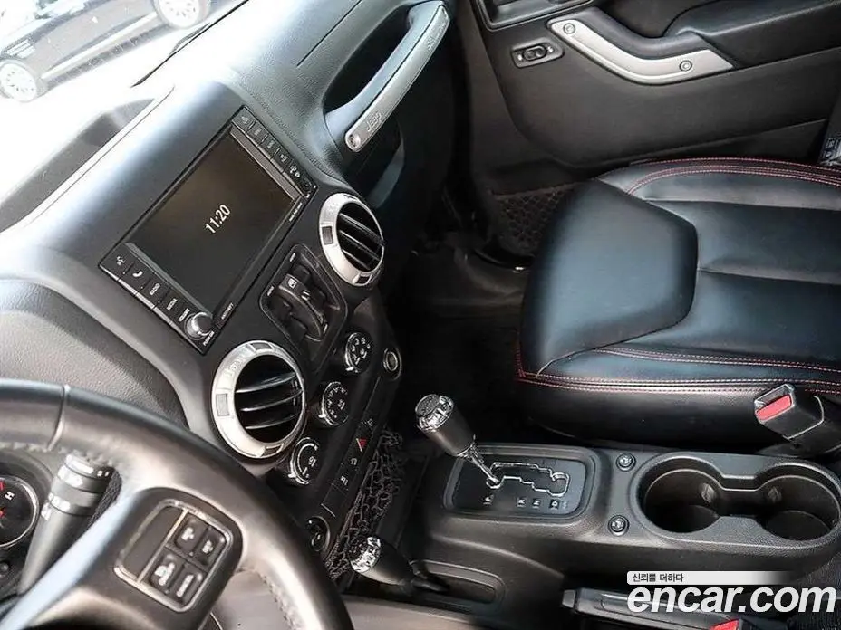 Jeep Wrangler 2017 3.6 автомат (гидро), фото 10 Jeep Wrangler 2017 3.6 автомат (гидро), фото 10