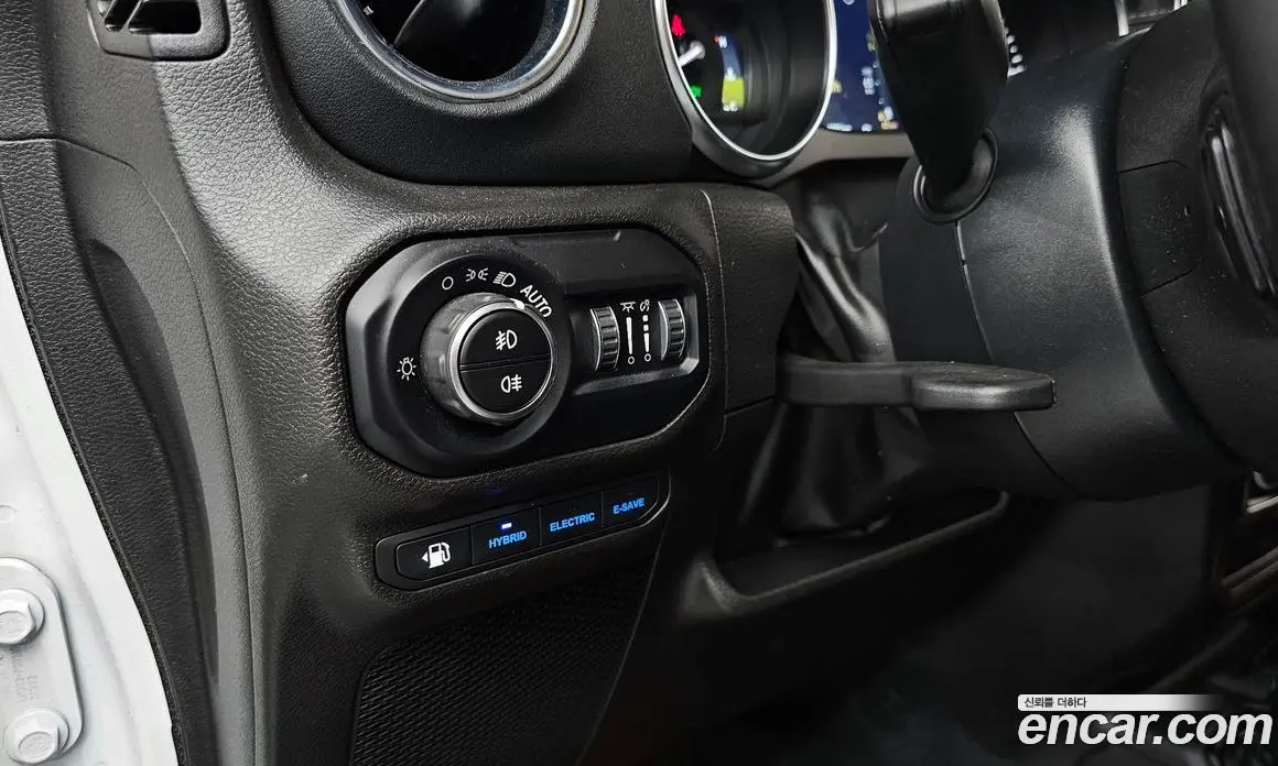 Jeep Wrangler 2022 2.0 автомат (гидро), фото 16 Jeep Wrangler 2022 2.0 автомат (гидро), фото 16