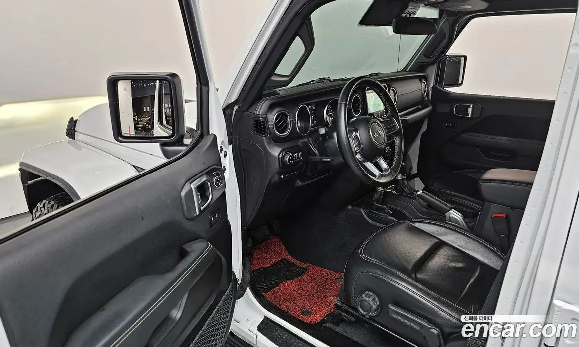 Jeep Wrangler 2022 2.0 автомат (гидро), фото 23 Jeep Wrangler 2022 2.0 автомат (гидро), фото 23