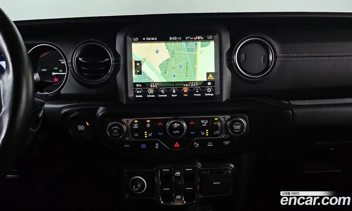 Jeep Wrangler 2022 2.0 автомат (гидро), фото 10 Jeep Wrangler 2022 2.0 автомат (гидро), фото 10