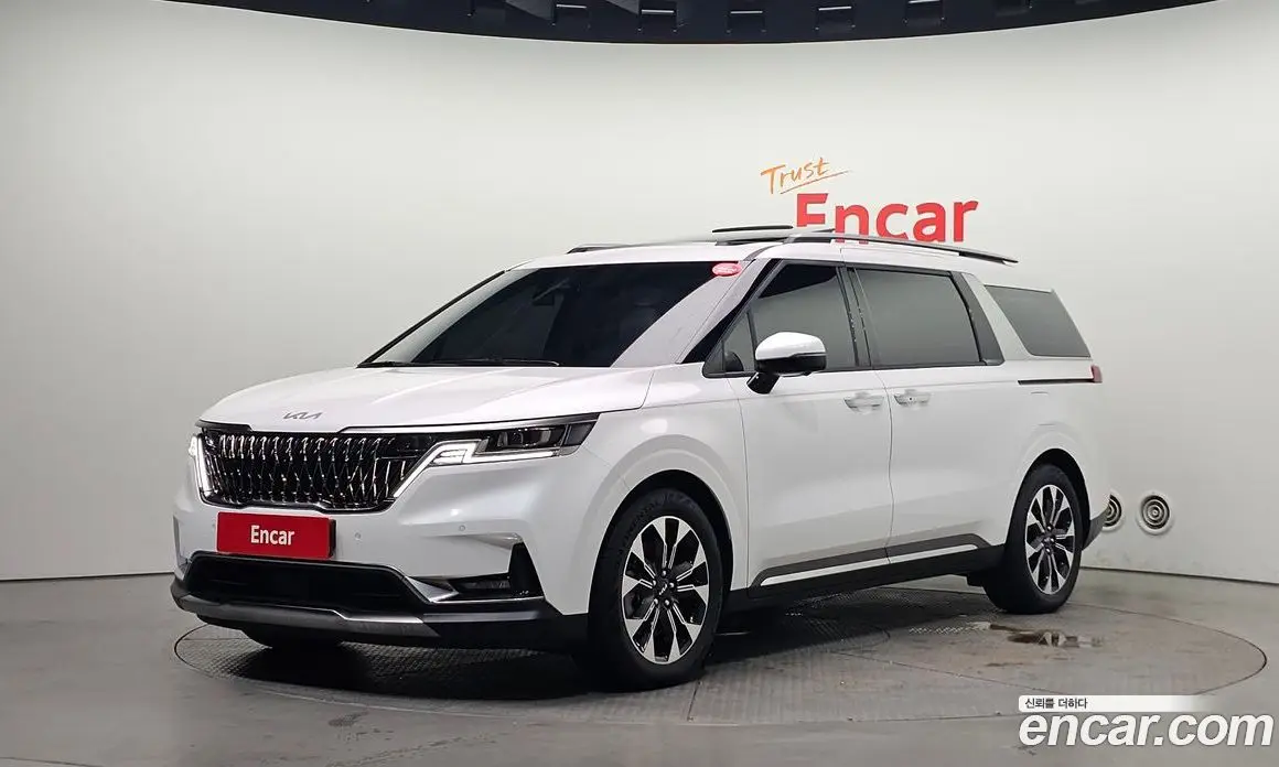 Kia Carnival 2023 3.5 автомат (гидро), фото 1 Kia Carnival 2023 3.5 автомат (гидро), фото 1