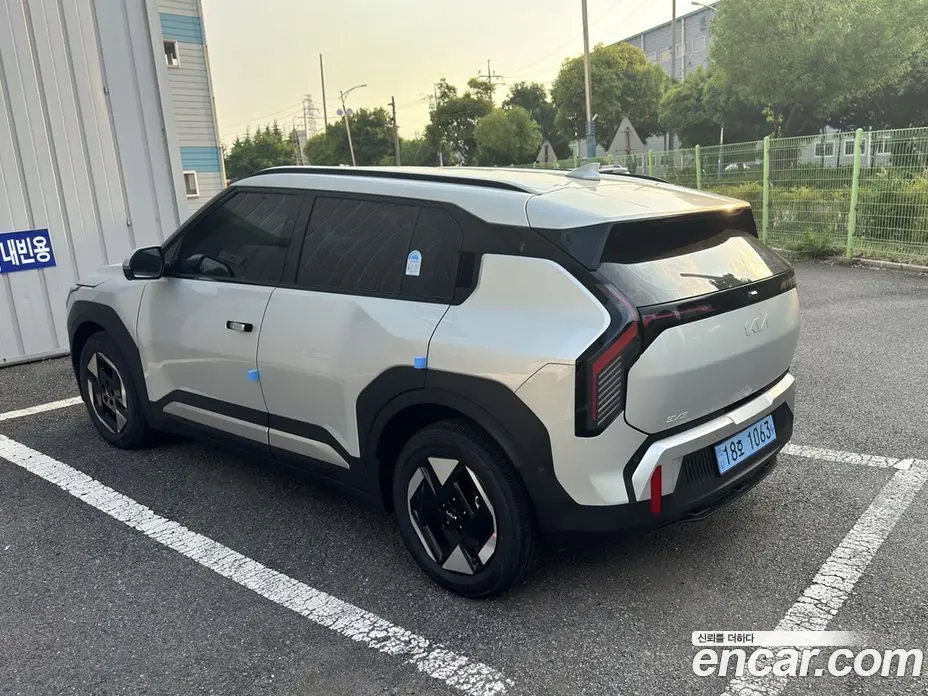 Kia EV3 2026 автомат (гидро), фото 2 Kia EV3 2026 автомат (гидро), фото 2