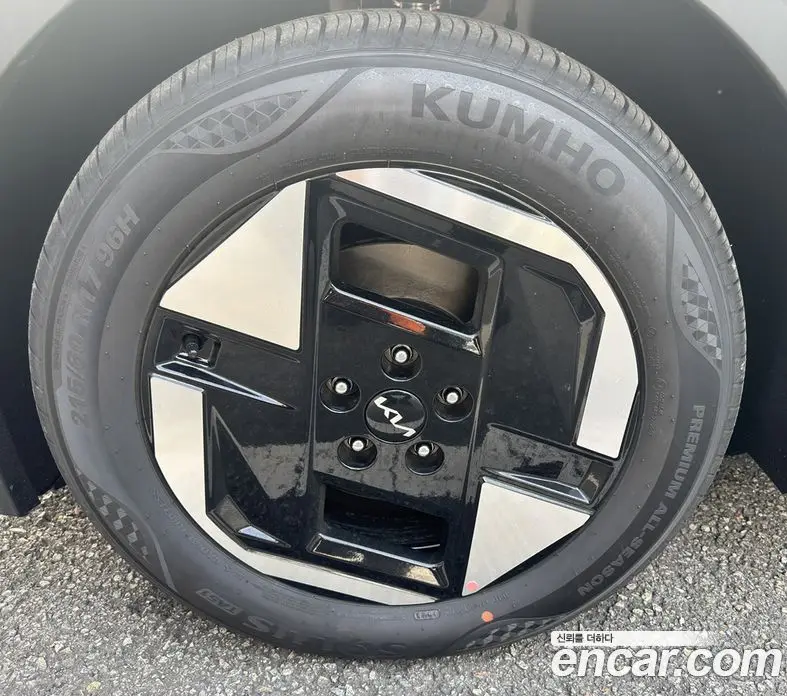 Kia EV3 2026 автомат (гидро), фото 5 Kia EV3 2026 автомат (гидро), фото 5