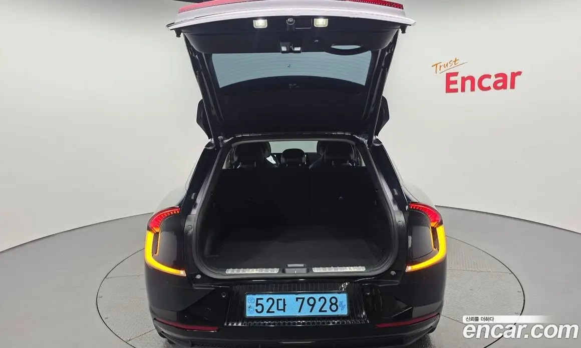 Kia EV6 2023 0.1 автомат (гидро), фото 31 Kia EV6 2023 0.1 автомат (гидро), фото 31