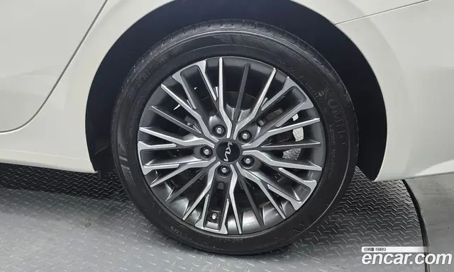 Kia K3 2023 1.6 автомат (гидро), миниатюра 7 Kia K3 2023 1.6 автомат (гидро), миниатюра 7