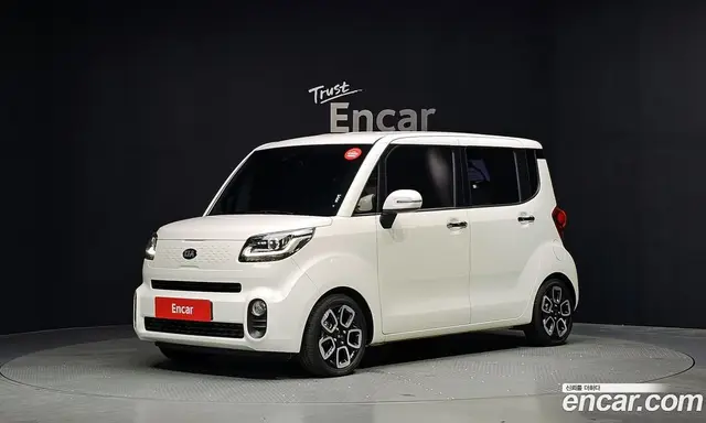 Kia Ray 2021 1.0 автомат (гидро), миниатюра 1 Kia Ray 2021 1.0 автомат (гидро), миниатюра 1