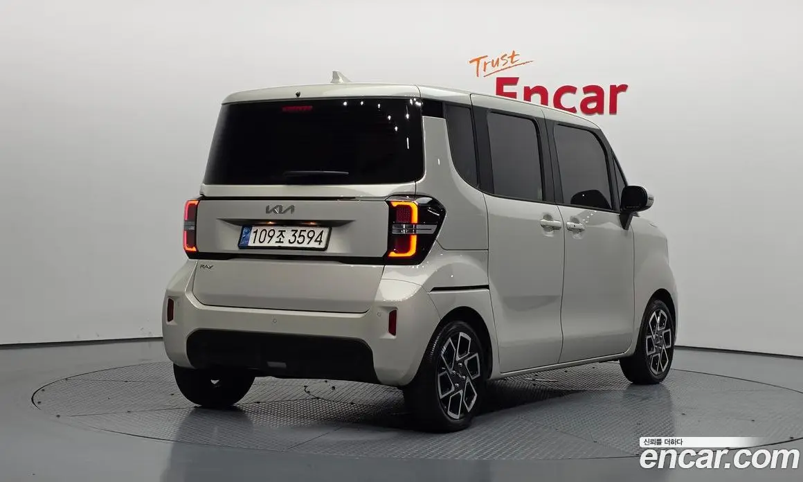 Kia Ray 2023 1.0 автомат (гидро), фото 2 Kia Ray 2023 1.0 автомат (гидро), фото 2