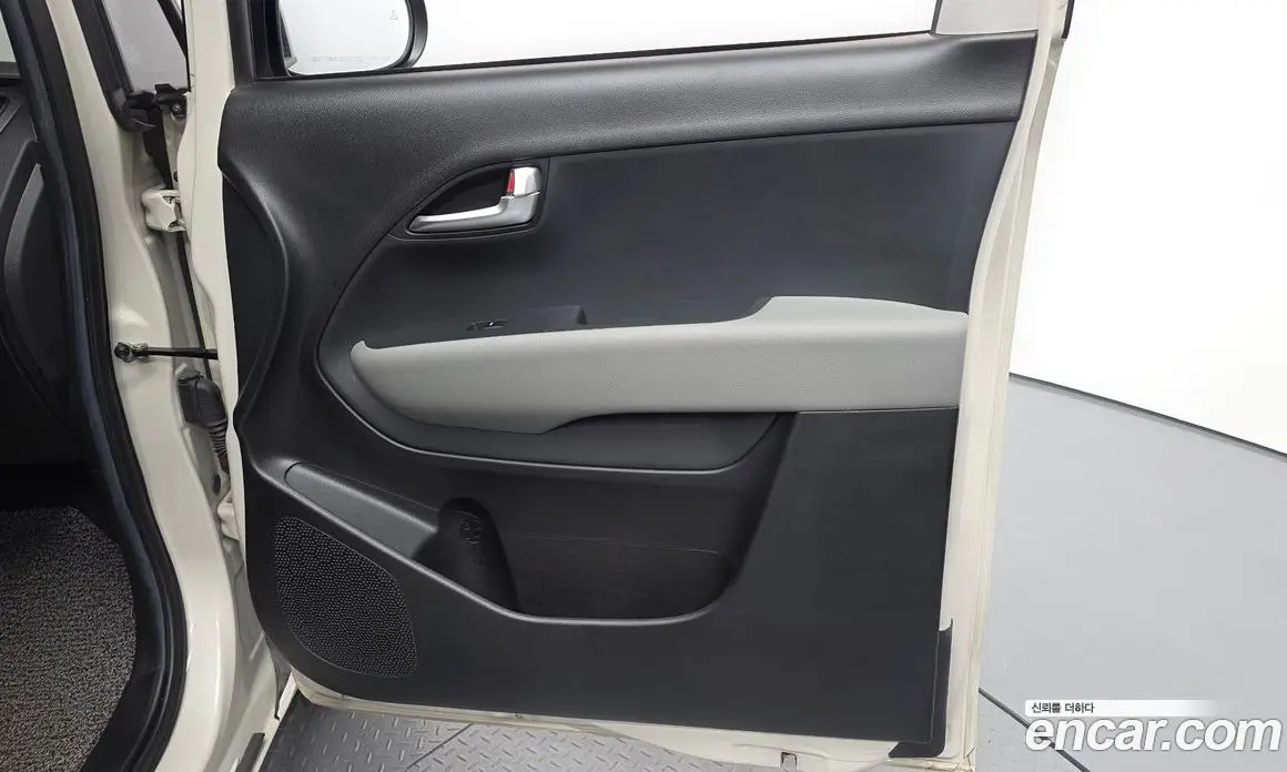 Kia Ray 2023 1.0 автомат (гидро), фото 15 Kia Ray 2023 1.0 автомат (гидро), фото 15