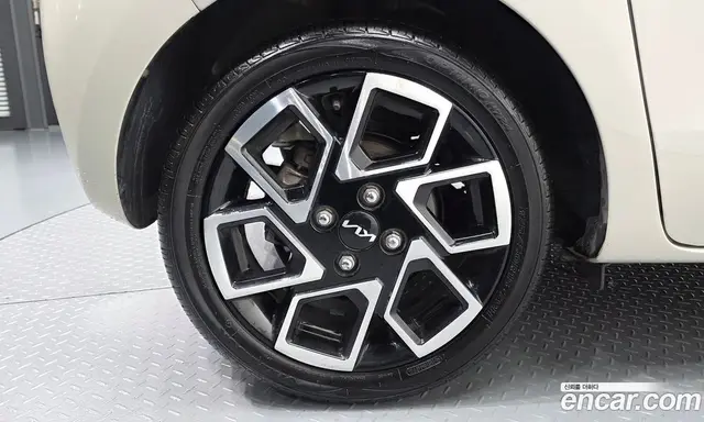 Kia Ray 2023 1.0 автомат (гидро), миниатюра 7 Kia Ray 2023 1.0 автомат (гидро), миниатюра 7