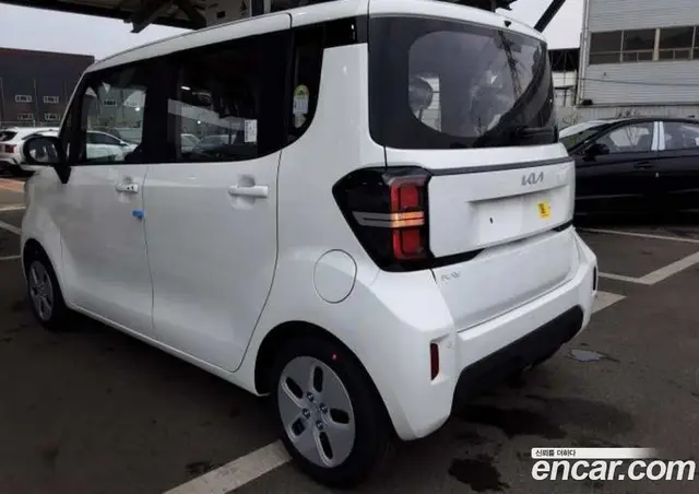 Kia Ray 2025 1.0 автомат (гидро), миниатюра 5 Kia Ray 2025 1.0 автомат (гидро), миниатюра 5