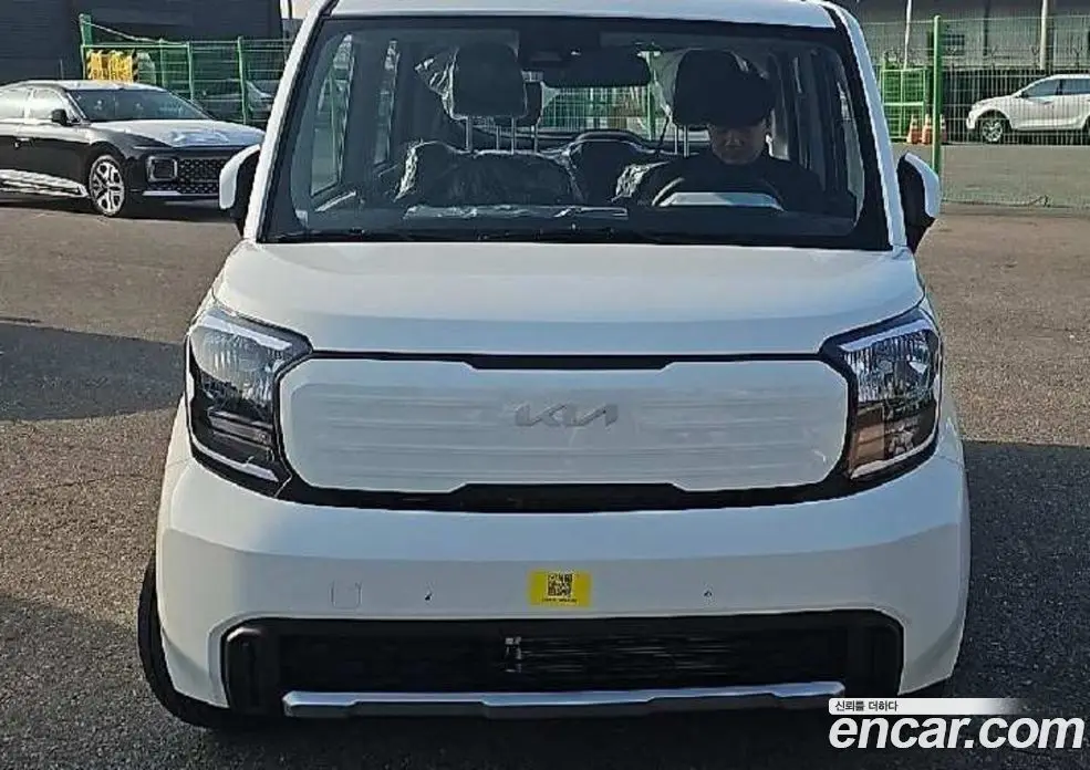 Kia Ray 2025 1.0 автомат (гидро), фото 1 Kia Ray 2025 1.0 автомат (гидро), фото 1