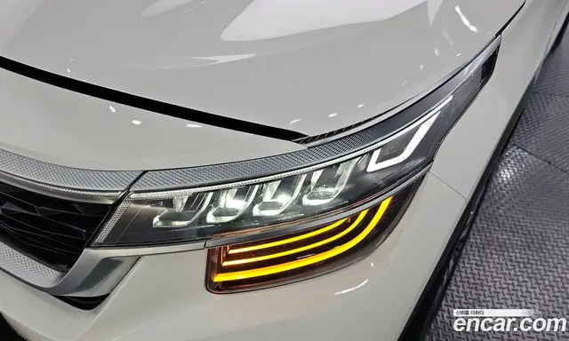 Kia Seltos 2022 1.6 автомат (гидро), миниатюра 8 Kia Seltos 2022 1.6 автомат (гидро), миниатюра 8