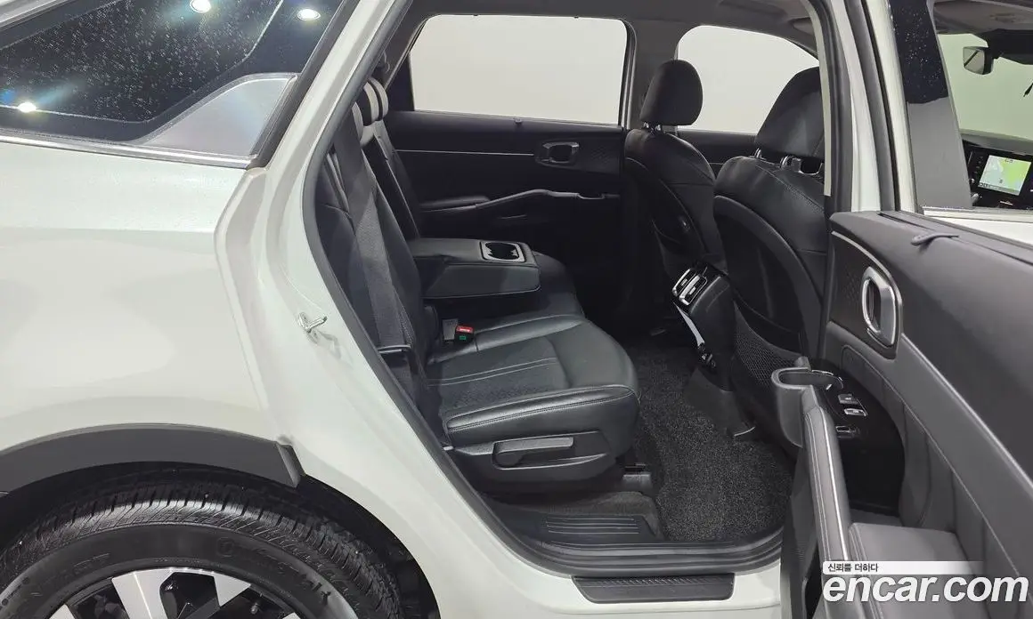 Kia Sorento 2021 2.5 автомат (гидро), фото 17 Kia Sorento 2021 2.5 автомат (гидро), фото 17