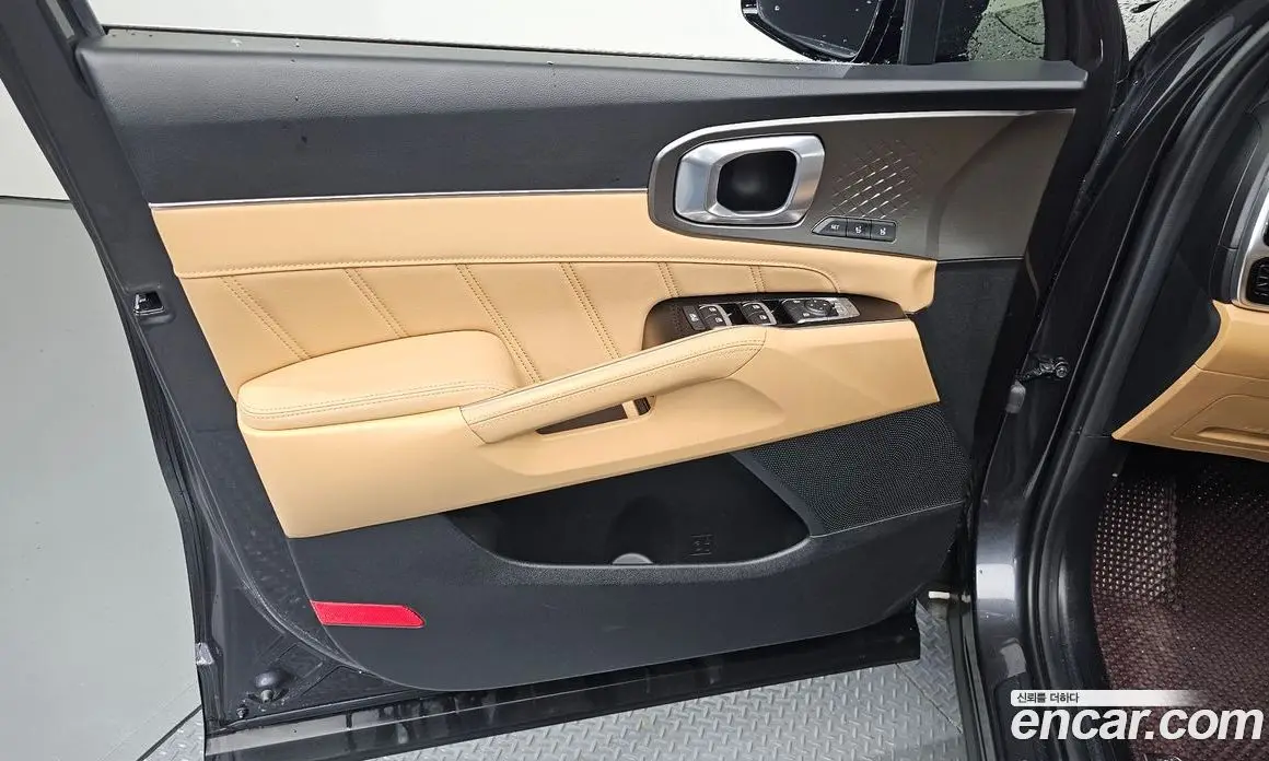 Kia Sorento 2023 1.6 автомат (гидро), фото 14 Kia Sorento 2023 1.6 автомат (гидро), фото 14