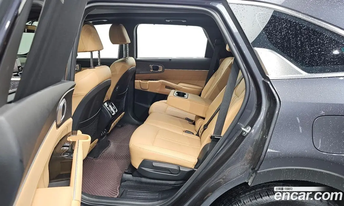 Kia Sorento 2023 1.6 автомат (гидро), фото 18 Kia Sorento 2023 1.6 автомат (гидро), фото 18