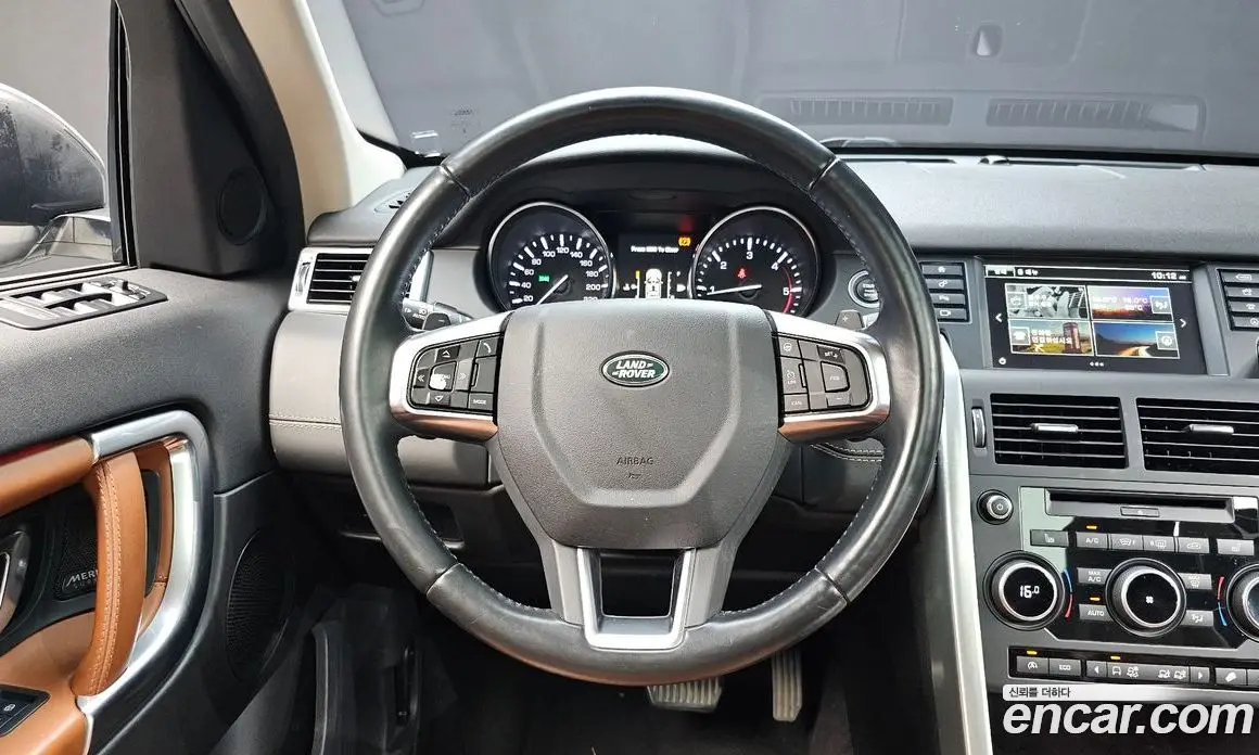 Land Rover Discovery Sport 2015 2.2 автомат (гидро), фото 12 Land Rover Discovery Sport 2015 2.2 автомат (гидро), фото 12