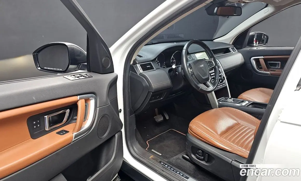 Land Rover Discovery Sport 2015 2.2 автомат (гидро), фото 10 Land Rover Discovery Sport 2015 2.2 автомат (гидро), фото 10