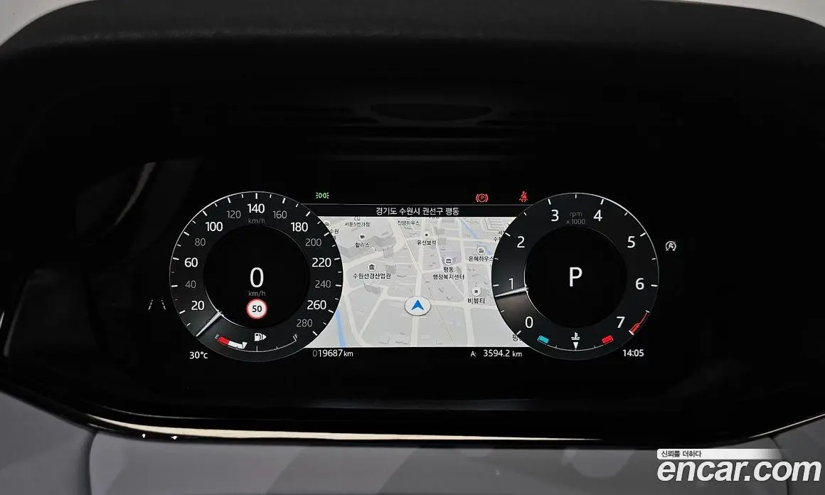 Land Rover Range Rover Evoque 2025 2.0 автомат (гидро), фото 11 Land Rover Range Rover Evoque 2025 2.0 автомат (гидро), фото 11