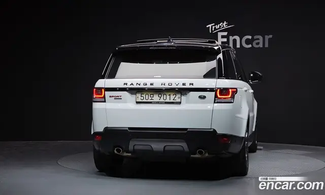 Land Rover Range Rover Sport 2017 3.0 автомат (гидро), миниатюра 4 Land Rover Range Rover Sport 2017 3.0 автомат (гидро), миниатюра 4