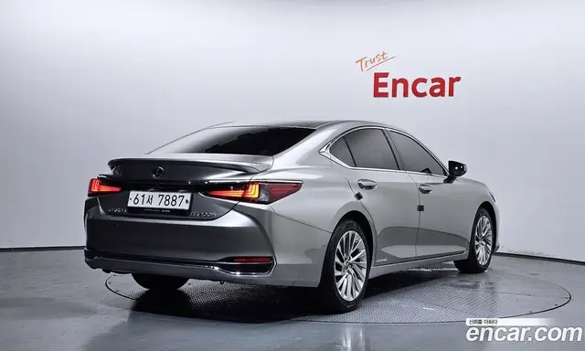 Lexus ES 2019 2.5 автомат (гидро), миниатюра 2 Lexus ES 2019 2.5 автомат (гидро), миниатюра 2